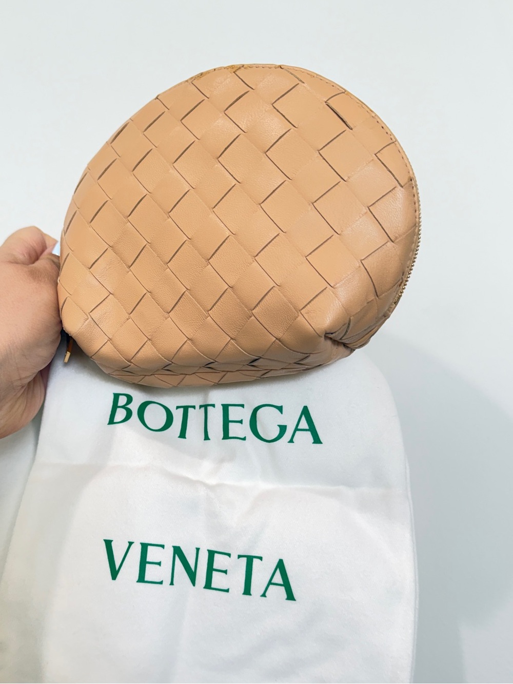 Bottega Veneta intrecciato woven sheepskin leather cosmetic bag clutch purse